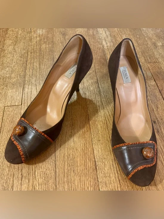 Furla Brown Suede & Leather Pump with Orange Trim - 41