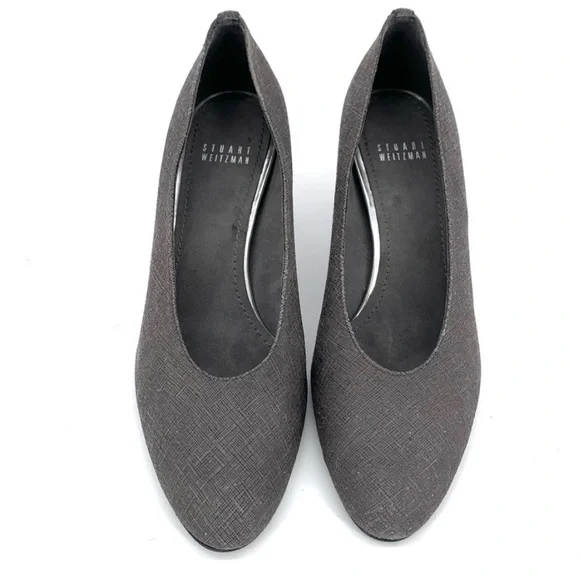 Stuart Weitzman Silver Gray 2.5” Heel Closed Toe Pump Size 8.5 Quiet Luxury