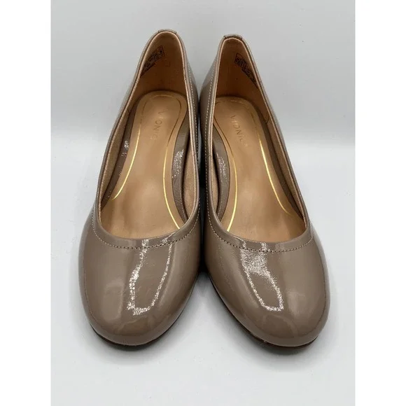 Vionic Carmel Taupe Patent Block Heel Pumps Women Sz 7.5 Wide Round Toe Shoes