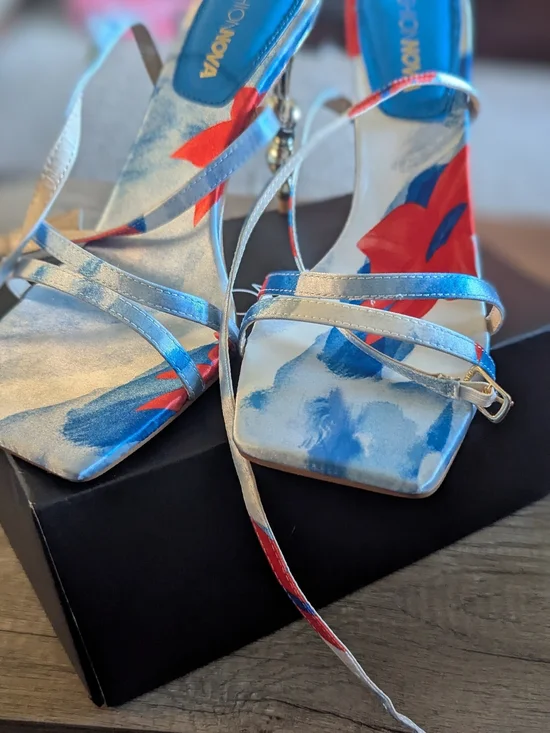 Fashion Nova Silver Strappy Bag with Blue & Red Floral Accent