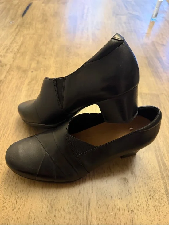Clarks Black Leather Slip-On Block Heel Pumps