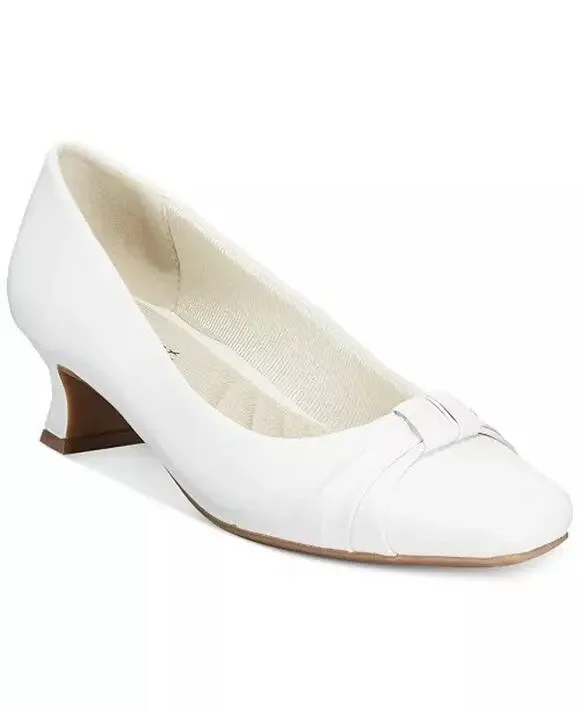 Easy Street Women's Waive Pumps White Dress Shoes Size 10 W (Wide)