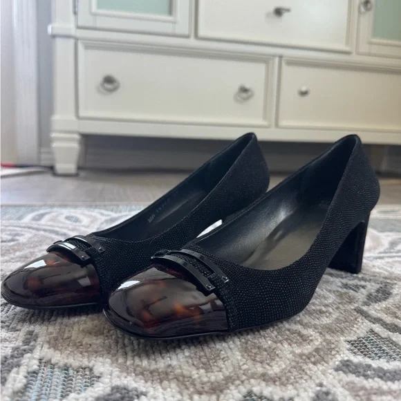 Stuart Weitzman Black and Brown Heels with Tapered Mid-Heel Size 10