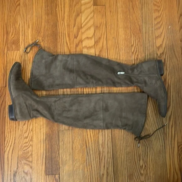 Marc Fisher Side Zip Over The‎ Knee Faux Suede Boots Taupe size 7
