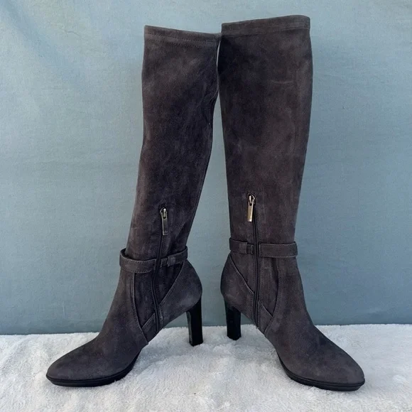EUC Aquatalia Gray Over the Knee Boots‎ Suede Finish Size 5 Women Leather Heeled