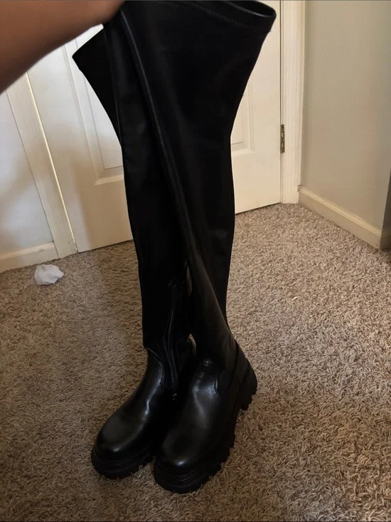 Women's Black Over-the-Knee Chunky Sole Boots