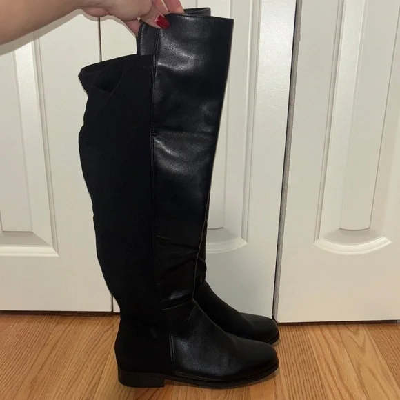Black Knee-High Women's Boots