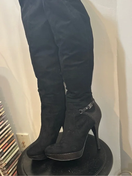 Guess Black Suede Over-the-Knee Platform Stiletto Boots with Textured Heel