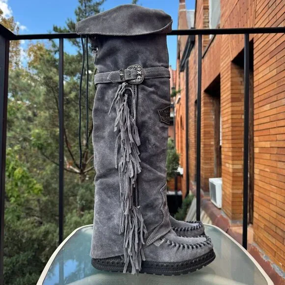 New El Vaquero Coleen Silverstone Wedge Moccasin Boots Grey US 8 / EUR 38
