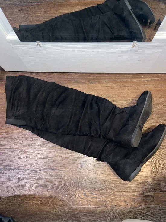 Nature Breeze Black Over-The-Knee Stretch Boots
