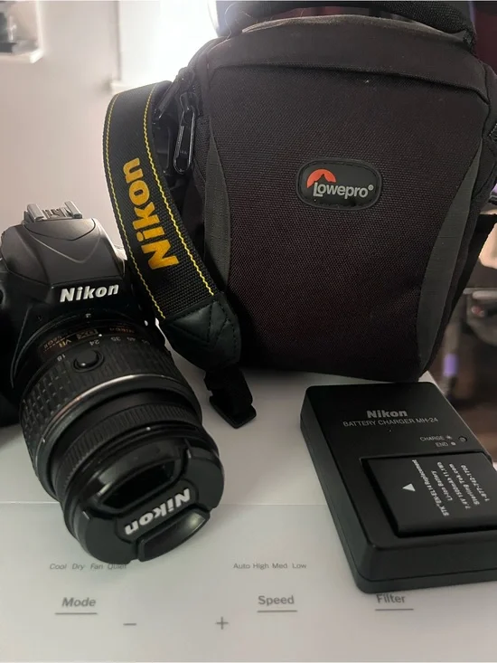 Nikon Black Camera Kit with Lowepro Case and Charger