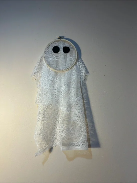 NEW Handmade Lace Embroidery Hoop Ghost