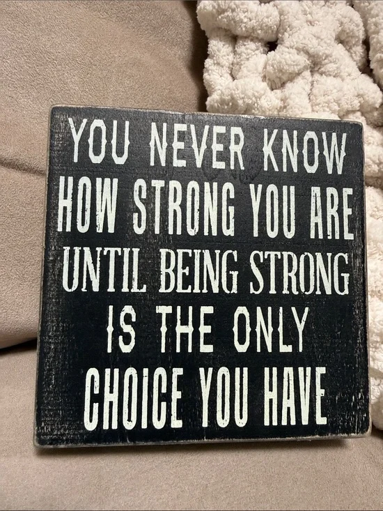 Inspirational Black and White Wall Plaque - Strength Quote