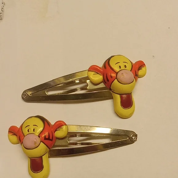 Vintage Tigger Hair Clips