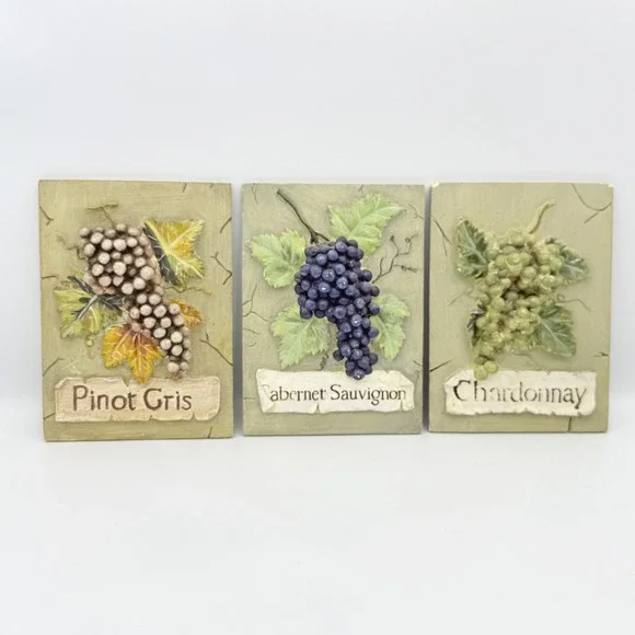 Vintage Wine Grape Wall Plaques‎ Set Pinot Gris Chardonnay Cabernet Decor