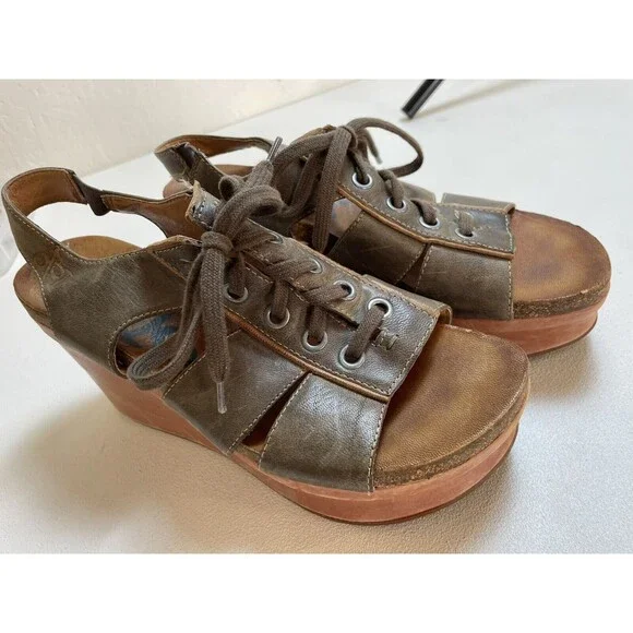 OTBT  Women's Eagle Pass Platform Wedge Boho Lace Green Leather Sandals Sz 9.5M