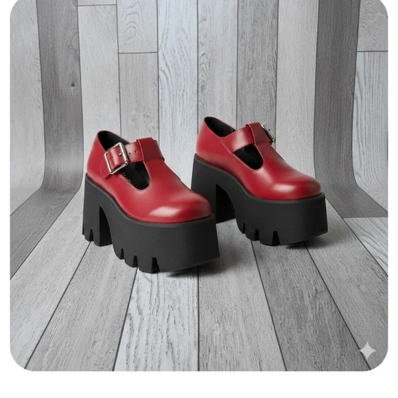 CHARLA TEDRICK RED TEE PLATFORM MARY JANES