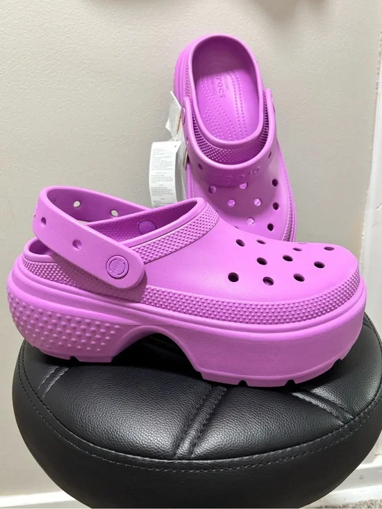 CROCS Stomp Platform Clogs Unisex Women's Sz 10 Men's Sz 8 Bubble Pink NWT No Bo
