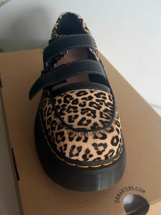 Dr Martens Buzz Mary Jane shoes in leopard print size 9