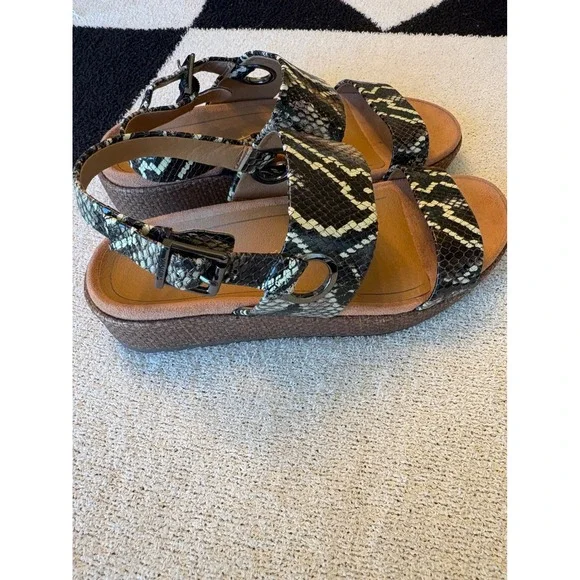 Vionic Louise Raf Boa Snakeskin Print Platform Sandals Womens 7 10011581