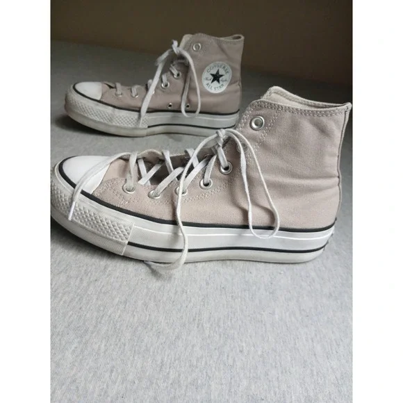 Converse Womens 7.5 Platform High Top Canvas Chuck Taylor Retro
