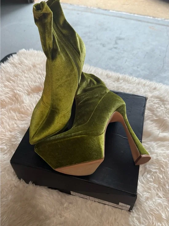 Fashion Nova Olive Velvet Platform Stiletto Booties