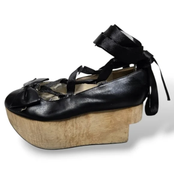 BODYLINE black rocking‎ horse Mary Jane ballet style lace up platform shoe 26/10
