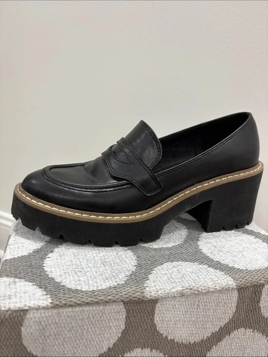 DV by Dolce Vita Tammy Black Chunky Lug Sole Penny Loafers Platform 7.5