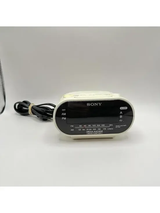 Sony Dream Machine ICF-C318 AM/FM Dual Alarm Clock Radio White, Tested, Works