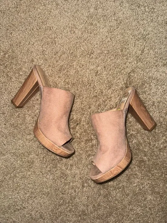 chinese laundry slip on nude heels