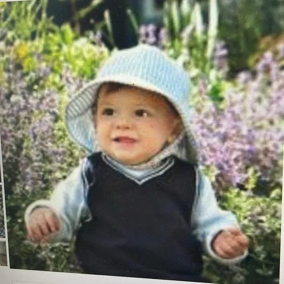 Wallaroo kids lids Lorikeet seersucker hat