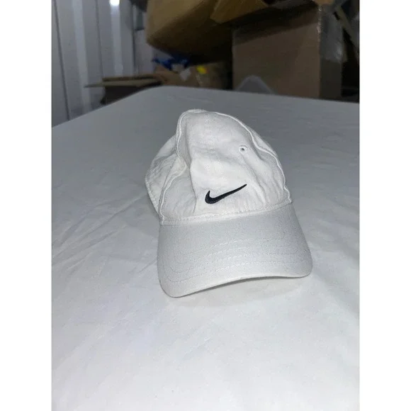 Nike Infant‎ Swoosh Heritage 86 Adjustable Hat White Baseball Cap 2319-001
