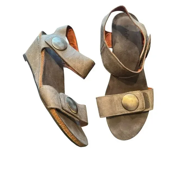 Taos Footwear Women's 42 11 -11.5 Carousel Wedge Adjustable Straps Sandals