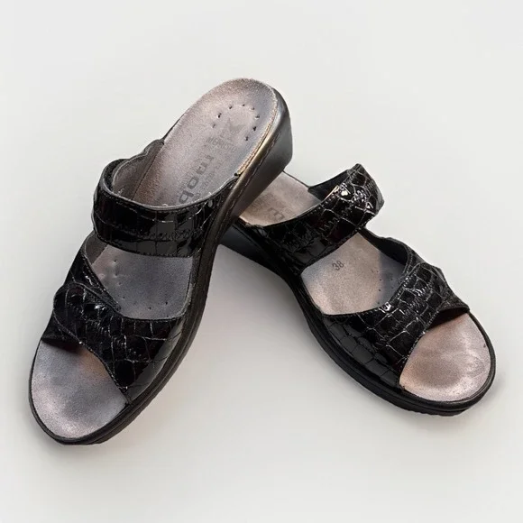 Mephisto Mobils Air Relax EUR 38 US 8 Black Leather Strap Sandals Luxe Trendy