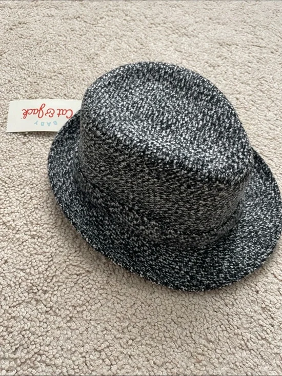 Cat & Jack Black and White Knit Fedora Hat for Men