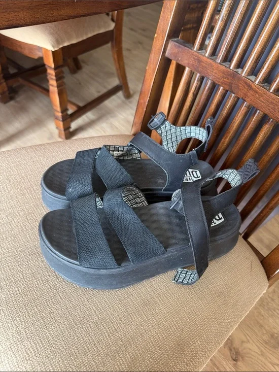 Hey Dude Women’s Delray Platform Sandals