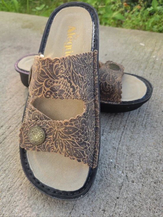 Alegria Leather Comfort Sandals Brown Floral Adjustable Size 37/US 7 Never Worn
