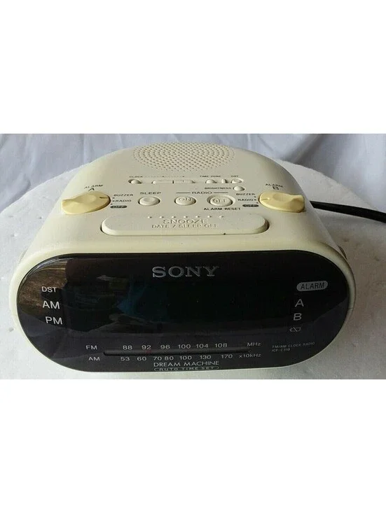 Sony ICF-C318 Dream Machine Dual Alarm Clock Radio AM/FM LED Display Tested Work
