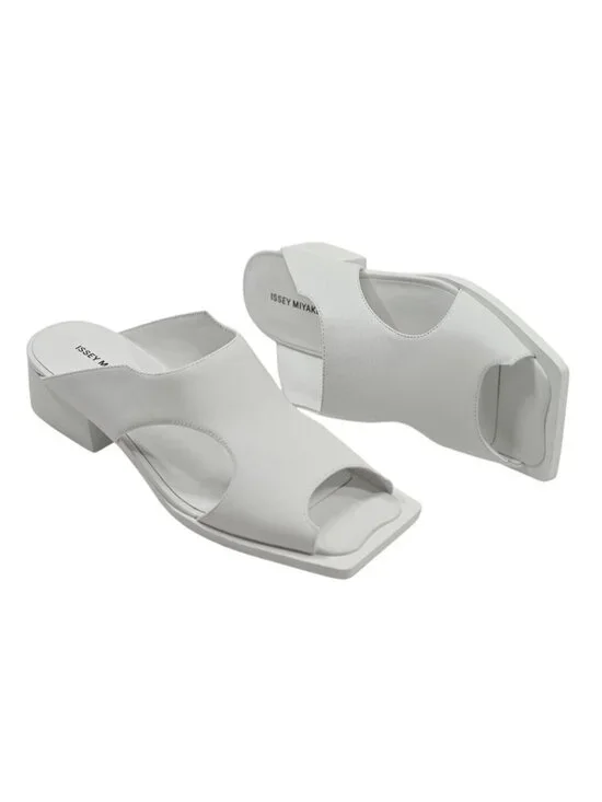 Issey Miyake x United Nude Fin Shoe in White