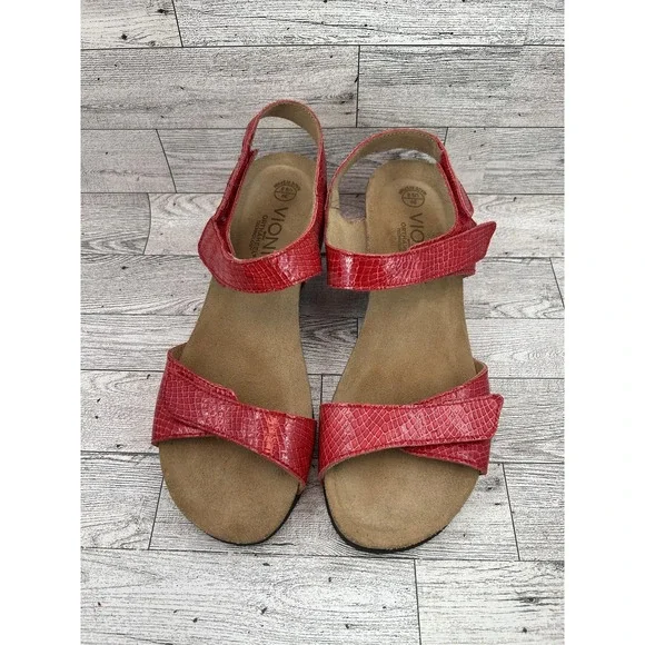 Vionic Natasia Sandals‎ Womens Size 8 Leather Wedge Comfort Arch Support Spain