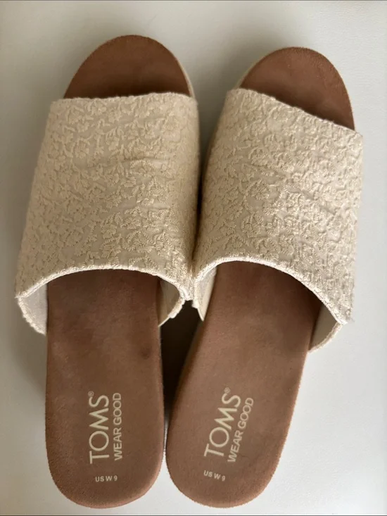 TOMS Cream Embroidered Slide Sandals — Women's Slip-On