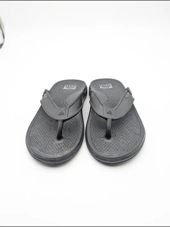 Reef Black Classic Thong Sandals