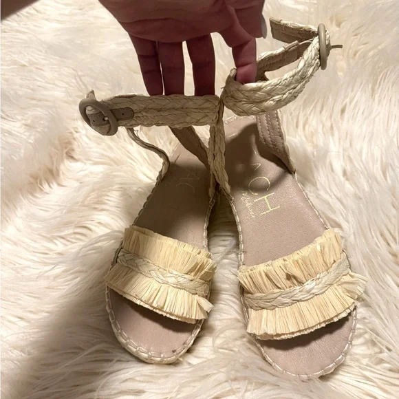 BEACH Raffia Sandals Size 7.5