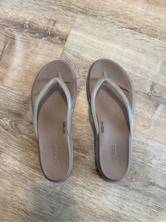 CROCS Women’s Taupe Brown Jelly Strap Flip Sandals