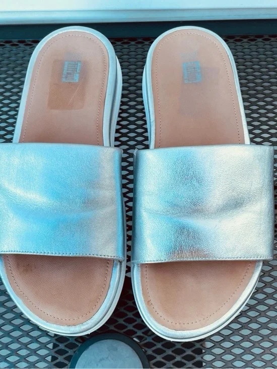 Fit Flop Silver Slide Sandals -size 8