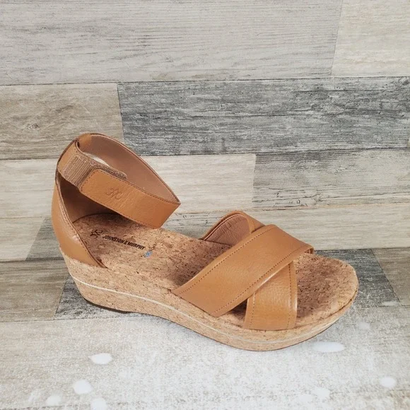 Johnston & Murphy Gigi Womens Sandal Sz 9.5 M Tan Leather Cross-Band Ankle Strap