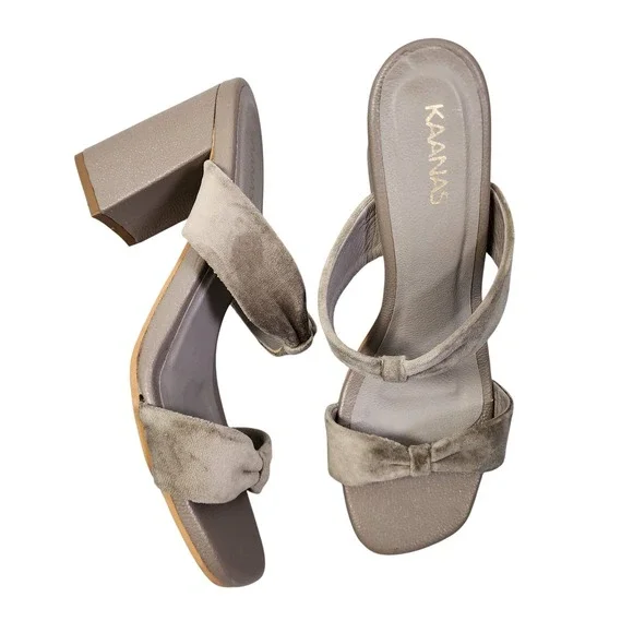 KAANAS Womens Gramercy Velvet Bow Heel Size 9 Taupe Gray‎ Girlhoodcore Flirty