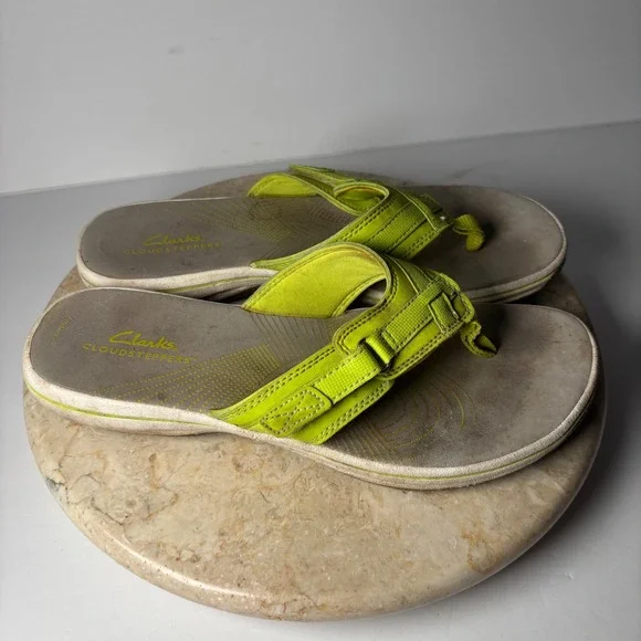 Clarks Cloudsteppers Arla Glitz Sandals 8 Lime Green Adjustable Flip Flops