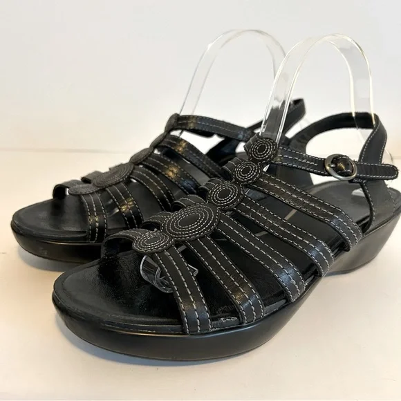 Dansko Drea genuine leather black strappy sandals size 10.5 EU 41