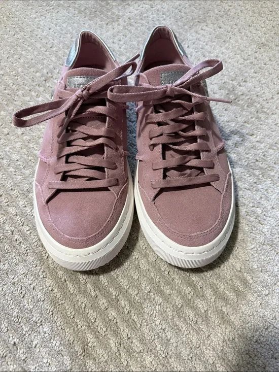 Women’s UGGS Dusty Pink Suede Low-Top Sneakers